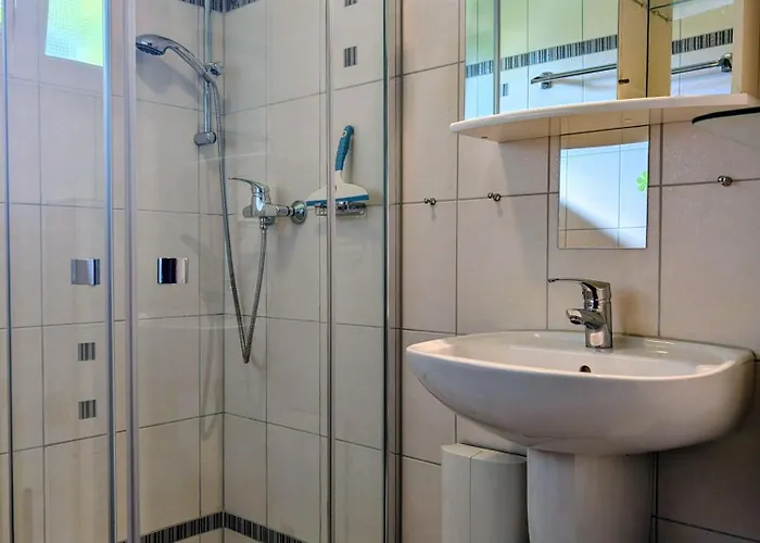 Semesterbostad Kysthus Damp